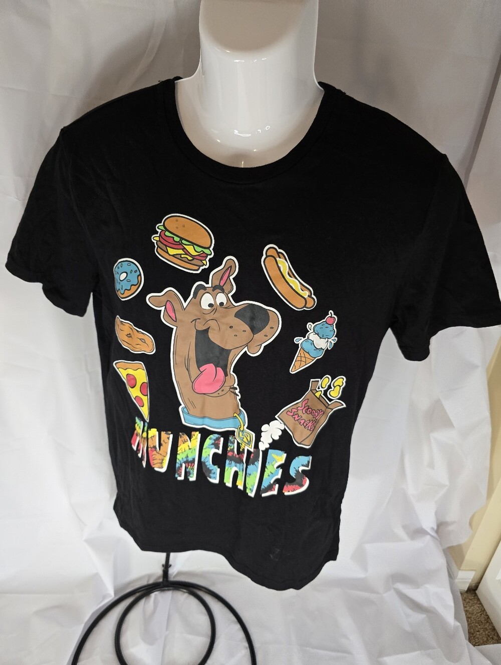 Scooby-Doo Munchies Graphic T-Shirt Black Short Sleeve Hanna-Barbera Cartoon Med